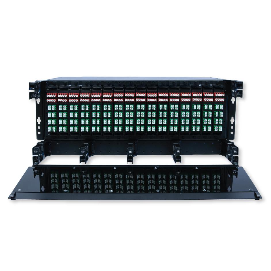 FlexPanel-4RU-FEATURE-IMAGE-Cassette-FrontOpen the precision flex panel